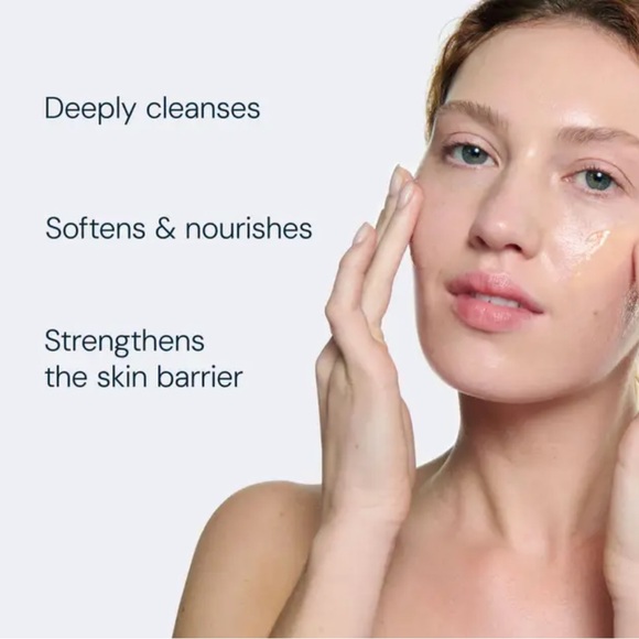 2 ELEMIS CLEANSER - Picture 6 of 15